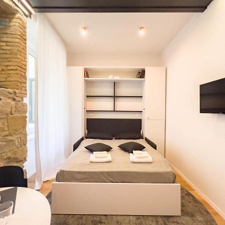 Imbriani 2 Tirabora Short Rent Apartment Trieste Bagian luar foto
