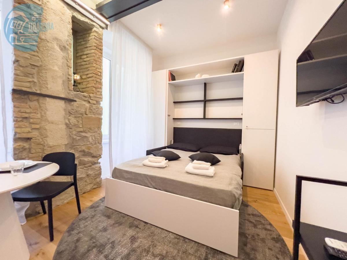 Imbriani 2 Tirabora Short Rent Apartment Trieste Bagian luar foto
