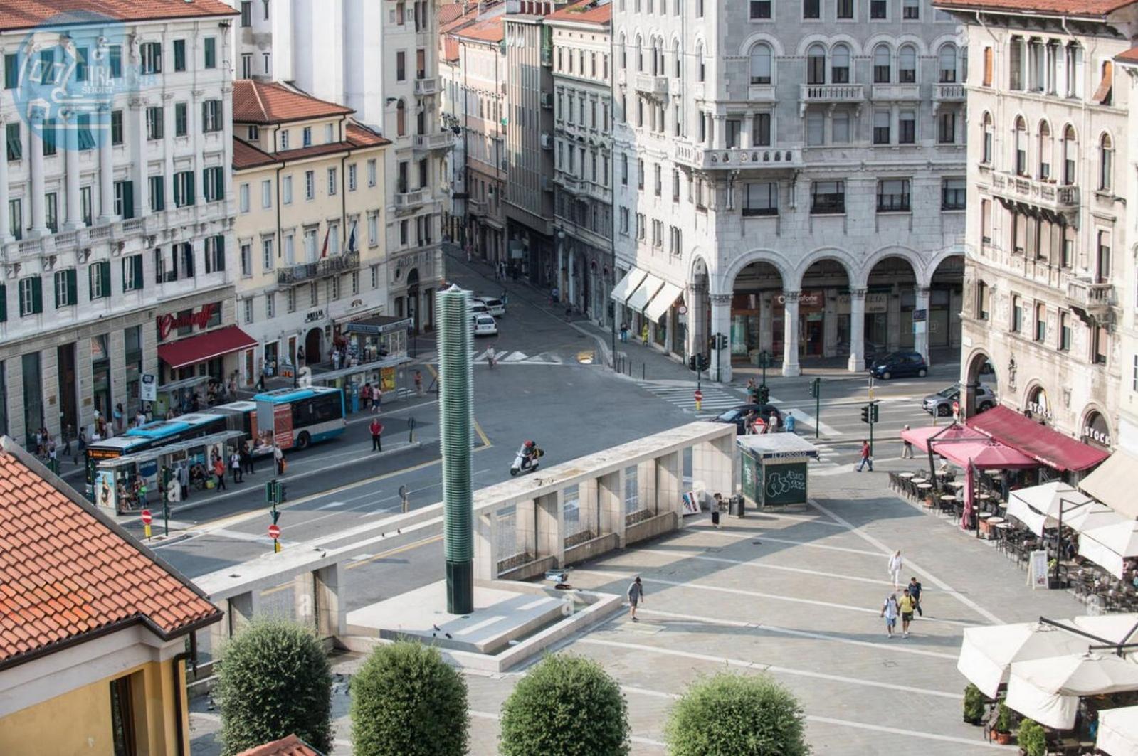 Imbriani 2 Tirabora Short Rent Apartment Trieste Bagian luar foto